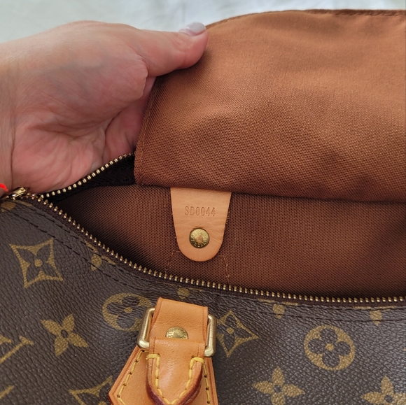 Louis Vuitton Monogram Speedy 25 - Picture 11 of 15